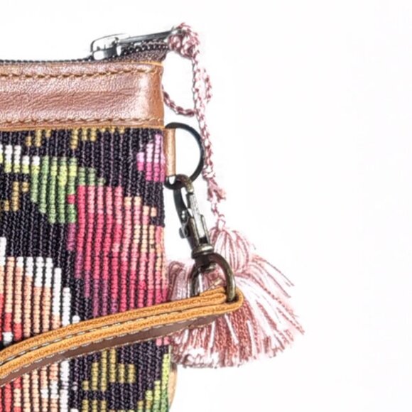 NENA & CO Bag Artisan Vintage Woven Clutch with Wrist Strap *EXCELLENT* - Picture 10 of 12